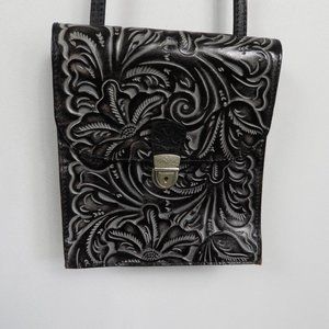 L600 Patricia Nash Black Tooled Leather Crossbody